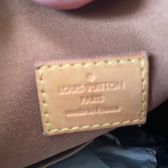 Louis Vuitton Classic Monogram Brown Tote - Picture 3 of 16